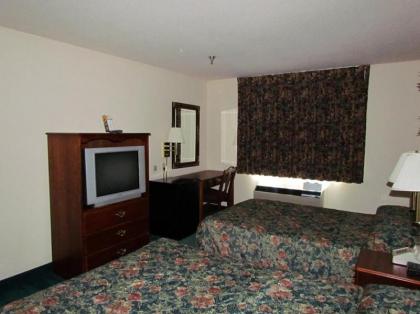 Western Inn & Suites Hampton - image 12