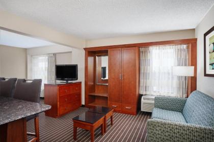 Holiday Inn Express Hotels- Hampton an IHG Hotel - image 12