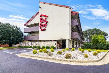 Red Roof Inn Hampton Coliseum and Convention Center - image 13