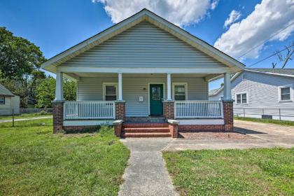 Updated Hampton Hideaway Near Historic Sites! - image 3