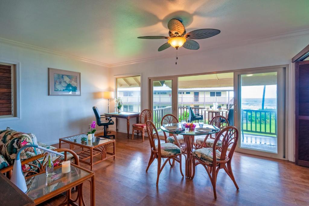 Hanalei Colony Resort J3 - steps to the sand oceanfront views all around! - image 5