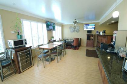 Best Western Hanford Inn - image 14