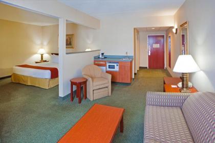 Holiday Inn Express Hanover an IHG Hotel - image 20