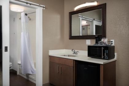 Hampton Inn Hanover - image 11