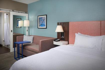 Hampton Inn Hanover - image 2