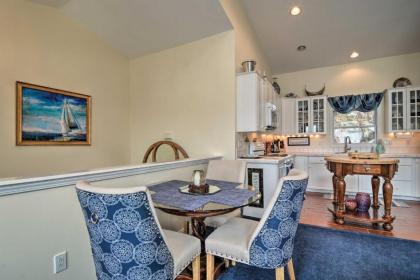 Harbor Springs Condo with Bay View - Walk to Beach! - image 13