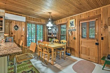 Pet-Friendly One Crow Cottage in Harbor Springs! - image 10