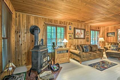 Pet-Friendly One Crow Cottage in Harbor Springs! - image 11