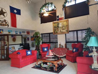 Texas Inn Harlingen - image 3