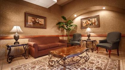 Best Western Casa Villa Suites - image 4