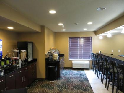 Cobblestone Inn & Suites - Harper - image 12