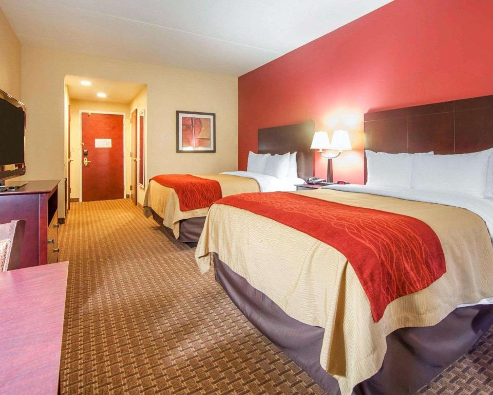 Comfort Inn Harriman - image 3