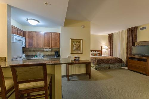 Staybridge Suites Harrisburg-Hershey an IHG Hotel - image 3