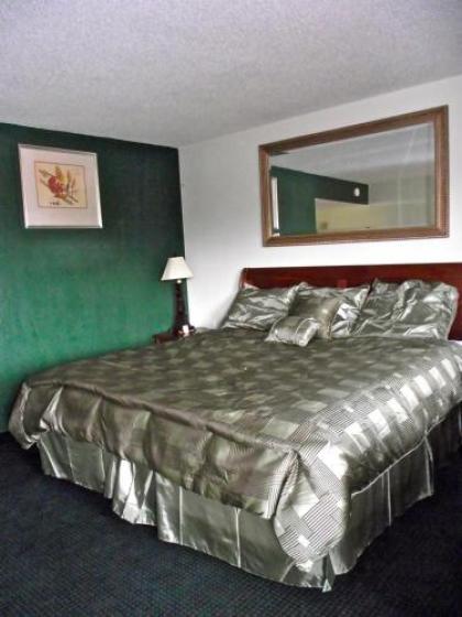 Americas Best Value Inn Harrisburg - image 4