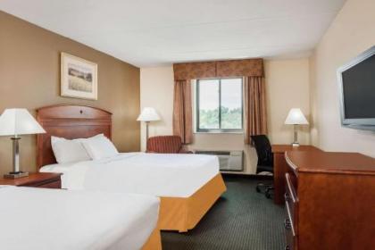 Ramada by Wyndham Harrisburg/Hershey Area - image 3