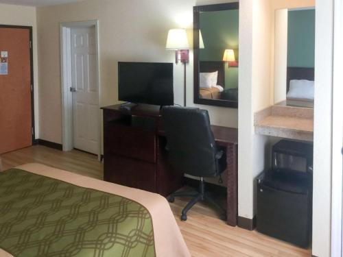 Econo Lodge Harrisburg - Hershey - image 4