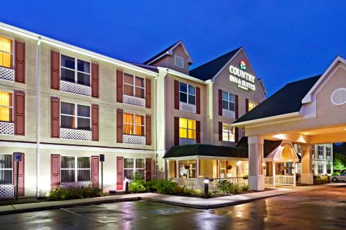 Country Inn & Suites by Radisson Harrisburg Northeast (Hershey) PA - main image