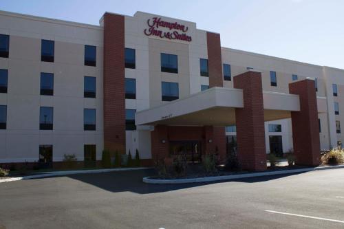 Hampton Inn & Suites Harrisburg - main image