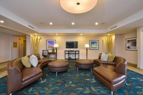 Candlewood Suites Harrisburg-Hershey an IHG Hotel - image 2