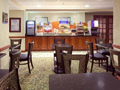 Holiday Inn Express Hotel & Suites Harrison - image 11