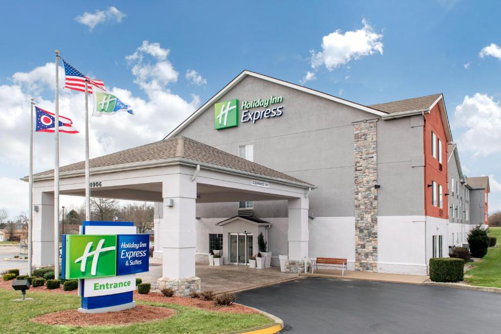 Holiday Inn Express & Suites Harrison an IHG Hotel - main image