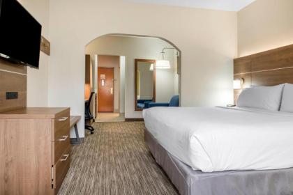 Holiday Inn Express & Suites Harrison an IHG Hotel - image 9