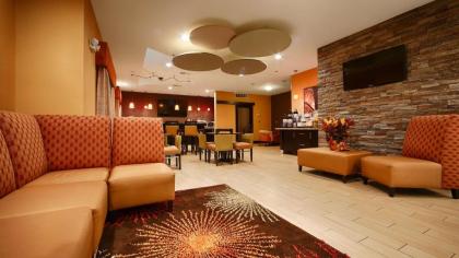 Best Western Plus Whitewater Inn - image 7