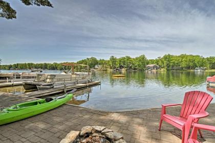 Waterfront Lake Cabin with Boat Dock Fire Pit and Kayaks - image 4