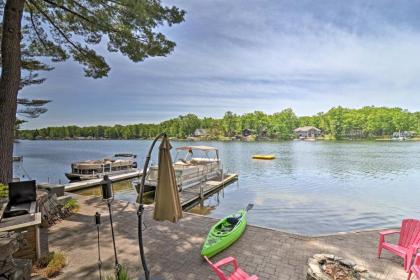 Waterfront Lake Cabin with Boat Dock Fire Pit and Kayaks - image 9