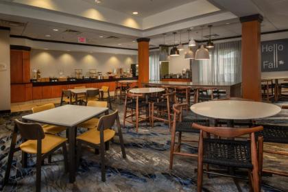 Fairfield Inn and Suites by Marriott Harrisonburg - image 13