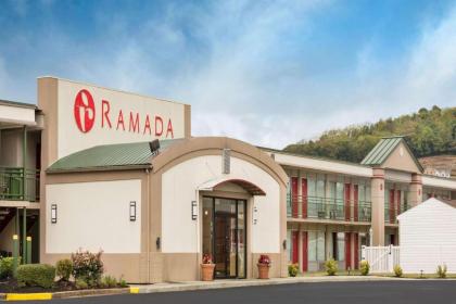 Ramada by Wyndham Harrisonburg - image 14