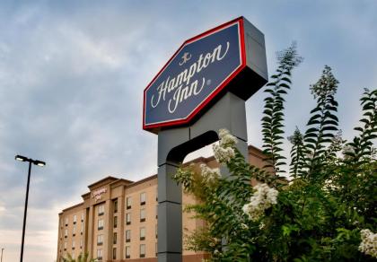 Hampton Inn Harrisonburg South - image 10