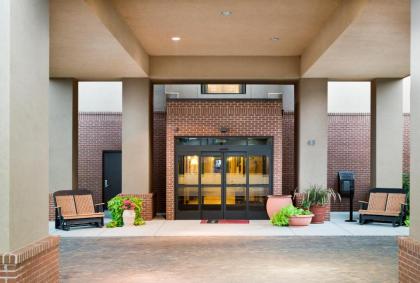 Hampton Inn Harrisonburg South - image 9