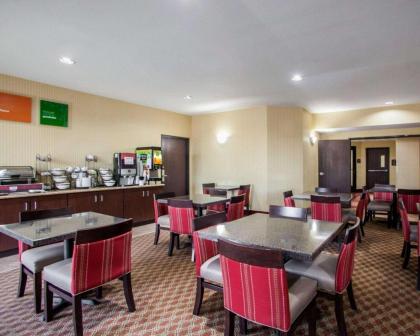 Comfort Inn & Suites Harrisonville - image 9