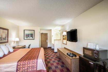 Americas Best Value Inn & Suites Harrisonville - image 13