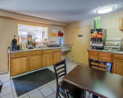 Quality Inn Barkeyville - image 15