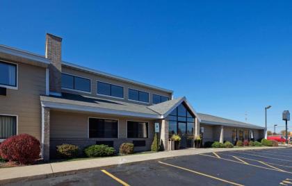 AmericInn by Wyndham Hartford WI