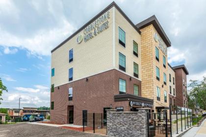 Cobblestone Hotel  Suites Hartford