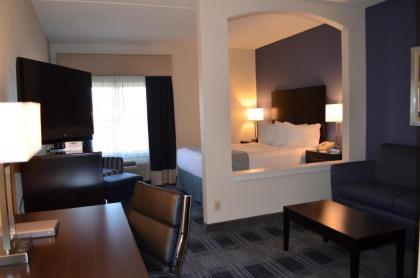 Best Western Hartford Hotel and Suites - image 15