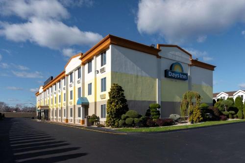 Days Inn by Wyndham Hartford/Closest Downtown - main image