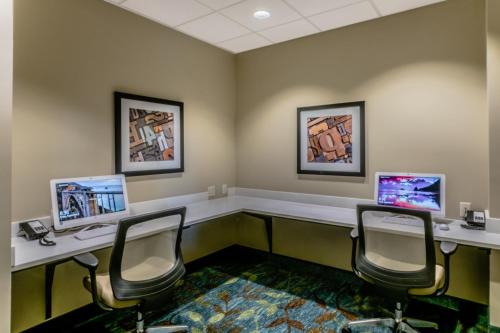 Candlewood Suites HARTFORD DOWNTOWN - image 3