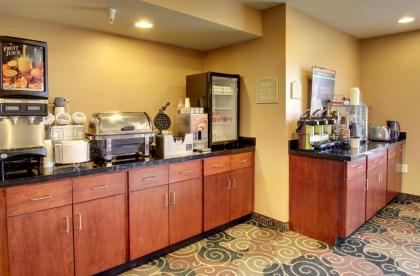 Cobblestone Inn & Suites - Hartington - image 2