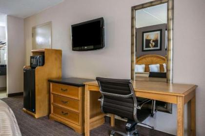 Quality Inn Hartsville - image 7