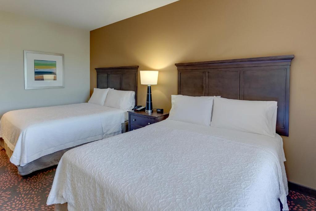 Hampton Inn & Suites - Hartsville SC - image 3