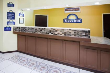 Days Inn & Suites by Wyndham Harvey / Chicago Southland - image 14