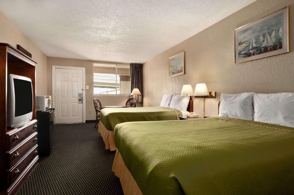 Travelodge by Wyndham New Orleans Harvey Hotel - image 6