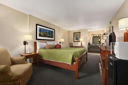 Travelodge by Wyndham New Orleans Harvey Hotel - image 8