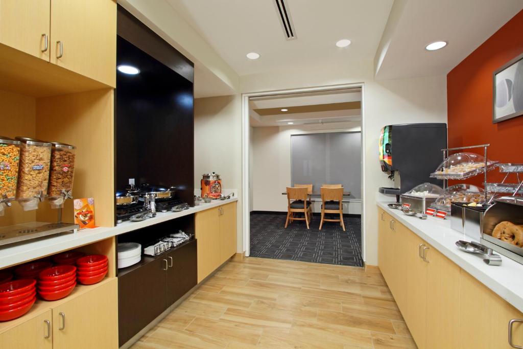 TownePlace Suites by Marriott New Orleans Harvey/West Bank - image 3