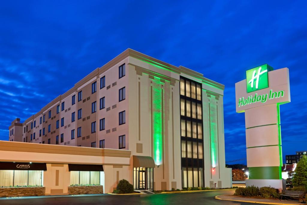 Holiday Inn Hasbrouck Heights-Meadowlands an IHG Hotel - main image