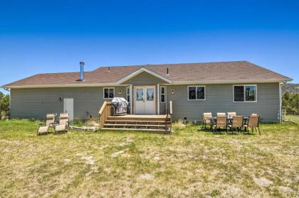 Home with Yard and Grill 24Mi to Bryce Canyon Natl Park - image 10